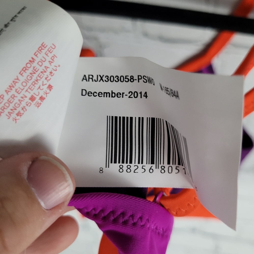 ROXY | colour block zip front adjustable performance bra - Picture 8 of 8